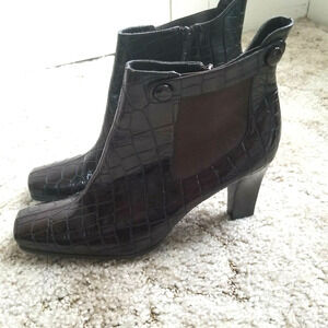 Franco Sarto Flynn Brown Faux Patent Leather Ankle Boots -Size 9.5 M